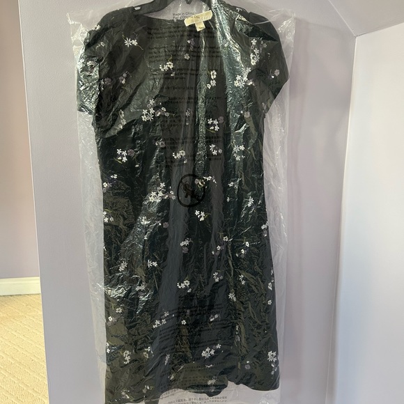 Michael Kors, Floral Embroidered Crepe Flounce Dress, BNWT Size Small - Picture 6 of 7